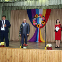 Працівників освіти Черкаського району привітали з професійним святом