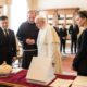 У Ватикані відбулася аудієнція Президента України та першої леді з Його Святістю Папою Франциском