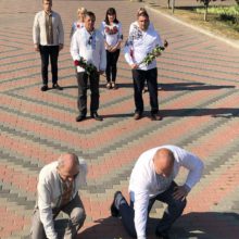 Покладання квітів до пам′ятника борцям за волю України