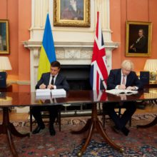Володимир Зеленський і Борис Джонсон підписали Угоду про політичне співробітництво, вільну торгівлю та стратегічне партнерство між Україною та Великою Британією