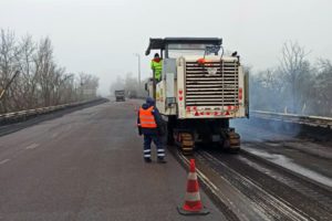 У Смілянському районі розпочали ремонтувати ділянку дороги Н-16