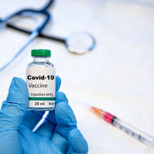 Перше щеплення проти коронавірусу знижує ймовірність зараження на 76% – нарада у Президента