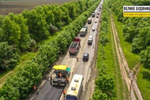 На Уманщині відновлюють 10-кілометрову ділянку дороги Н-16