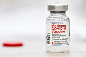 МОЗ: Українці, щеплені від COVID-19 за кордоном, можуть отримати Міжнародне свідоцтво про вакцинацію у свого сімейного лікаря
