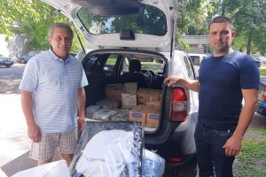 Рух гуманітарних вантажів в Черкаському районі триває