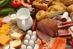 Держпродспоживслужба в Черкаській області виявила 35 порушень законодавства про харчові продукти та корми