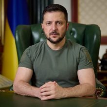 Окупанти намагатимуться забрати чоловіків у свою армію, уникайте цього, як можете – звернення Президента України