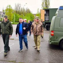 Фронт допомоги: 10 автівок відправили на передову з Черкащини