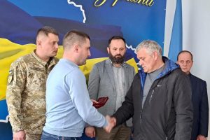 В Черкаському районі передано рідним посмертні відзнаки трьох захисників України