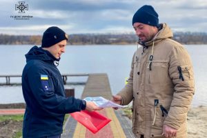 Напередодні свята Водохреща рятувальники Черкащини посилюють інформаційну роботу