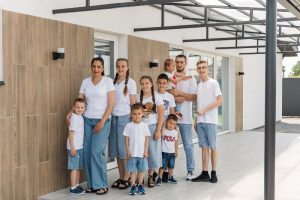 Прийомна родина з Черкащини отримала житло в межах проєкту Фундації Олени Зеленської «Адреса дитинства»