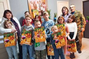 Працівники служби у справах дітей РДА привітали вихованців дитячих будинків сімейного типу з Різдвом.