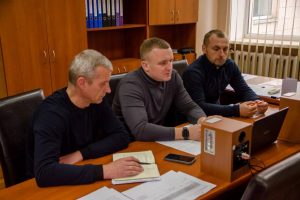 Захист об’єктів життєзабезпечення в умовах воєнного стану обговорили на нараді в ОВА