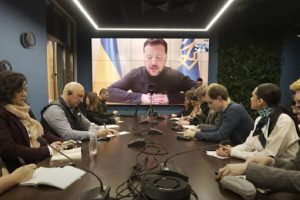 Потребуємо гарантій безпеки не на папері, а на землі, у морі й у небі – Президент України