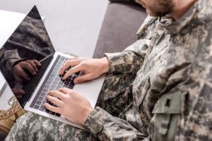 Назустріч: в Україні запустили платформу для працевлаштування ветеранів й ветеранок