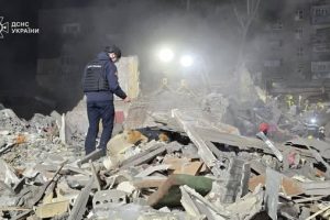 Масована нічна атака по Україні. Крилаті ракети, дрони, балістика — черговий удар по мирних містах, по домівках українців.