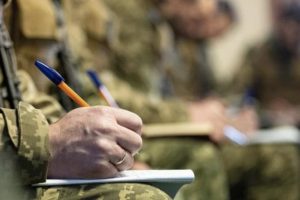 Зміни в бронюванні: критично важливі підприємства можуть забронювати більше фахівців