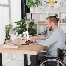 Бізнес отримав 250 млн грн від Служби зайнятості за облаштування робочих місць для людей з інвалідністю