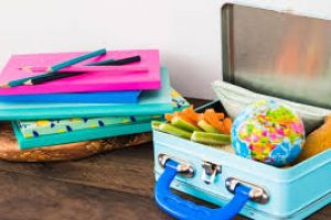 «Пакунок школяра»: допомога профінансована для майже 131 тис. сімей