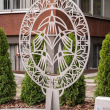 У Черкасах відкрили Меморіальний знак “Там, де юність стала щитом…”