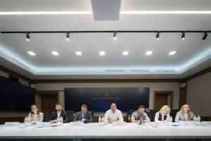 Конгрес місцевих та регіональних влад при Президентові України узгодив прискорення реалізації стратегії забезпечення права українських дітей на зростання в сімейному оточенні