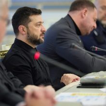 Президент провів нараду з урядовцями щодо результатів Уряду за сто днів роботи
