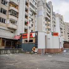 У Каневі триває ліквідація наслідків ворожої ракетно-дронової атаки