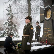 Президент ушанував пам’ять Героїв Крут на Аскольдовій могилі в Києві