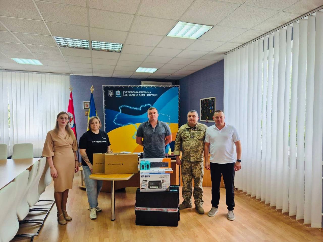 Підтримка наших захисників і захисниць залишається одним із пріоритетних напрямів роботи Черкаської районної військової адміністрації