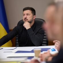 Президент провів спеціальну зустріч Ставки за підсумками кількаденного спілкування з командирами корпусів