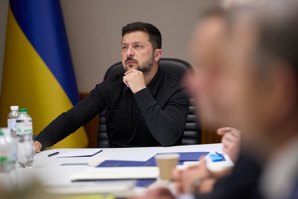 Президент провів спеціальну зустріч Ставки за підсумками кількаденного спілкування з командирами корпусів