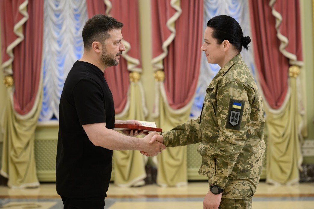 Президент України відзначив українських медиків