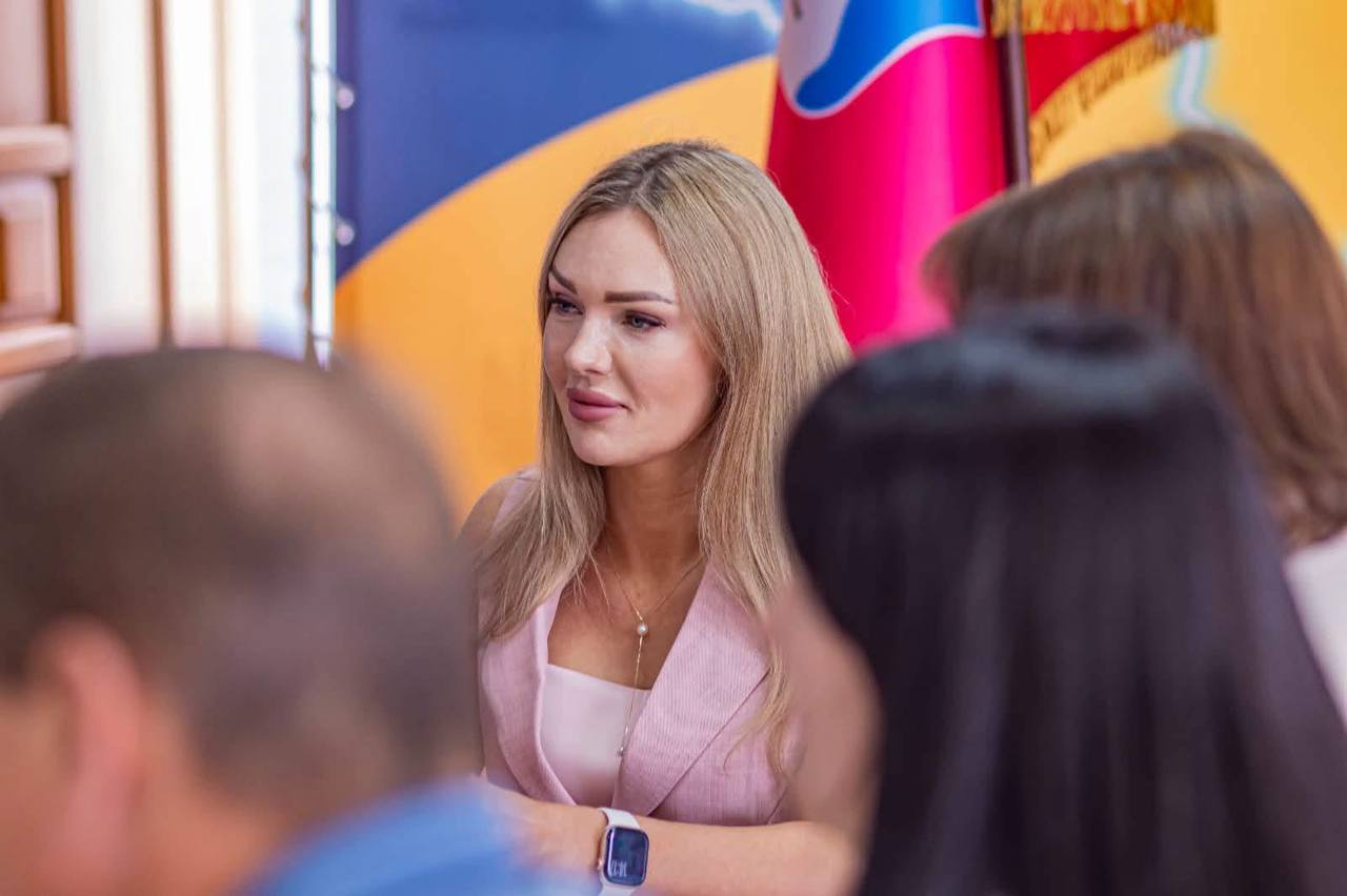 Щотижнева апаратна нарада