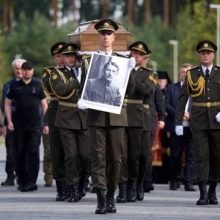 Президент узяв участь у церемонії перепоховання полковника Євгена Коновальця