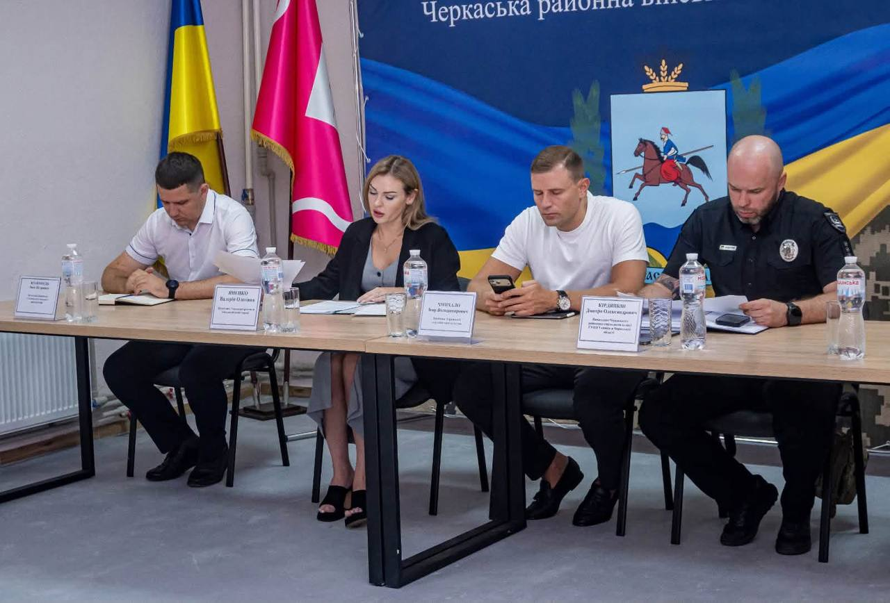 Сильний фронт починається із сильного тилу