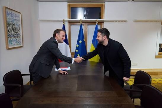 Цього місяця будуть нові пакети на посилення української авіації, – Президент України за результатами зустрічі з Президентом Франції
